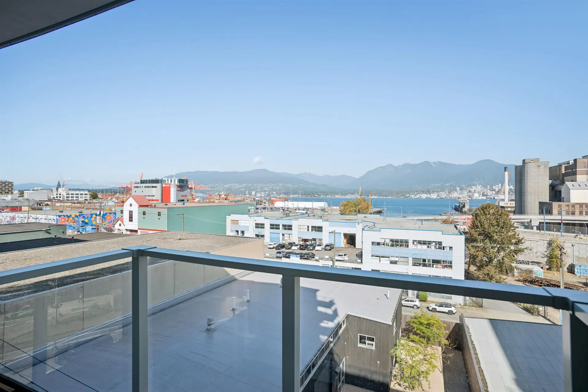 #554 955 E Hastings Street - Image 7