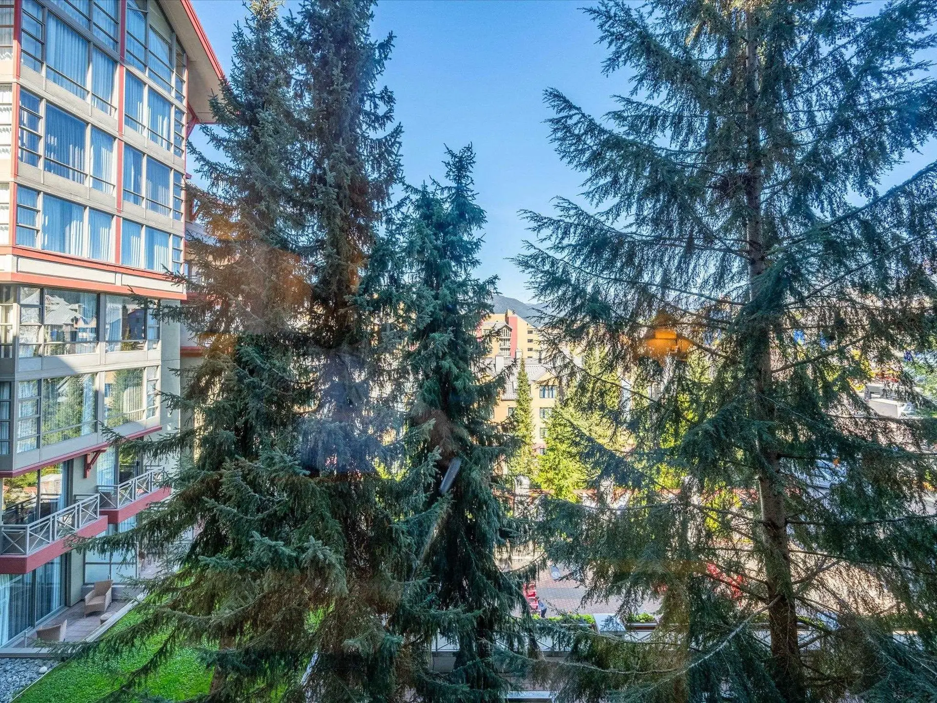 #685 4090 Whistler Way - Image 7