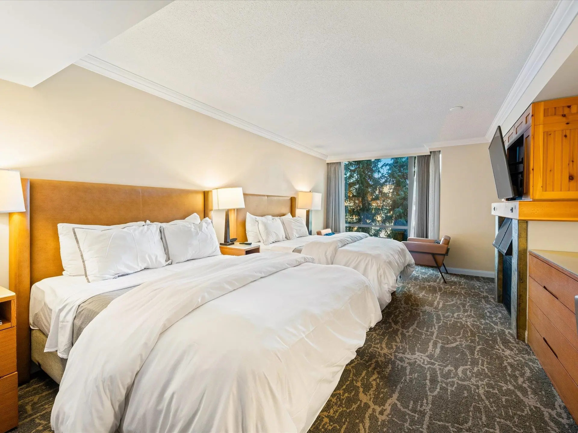 #685 4090 Whistler Way - Image 3