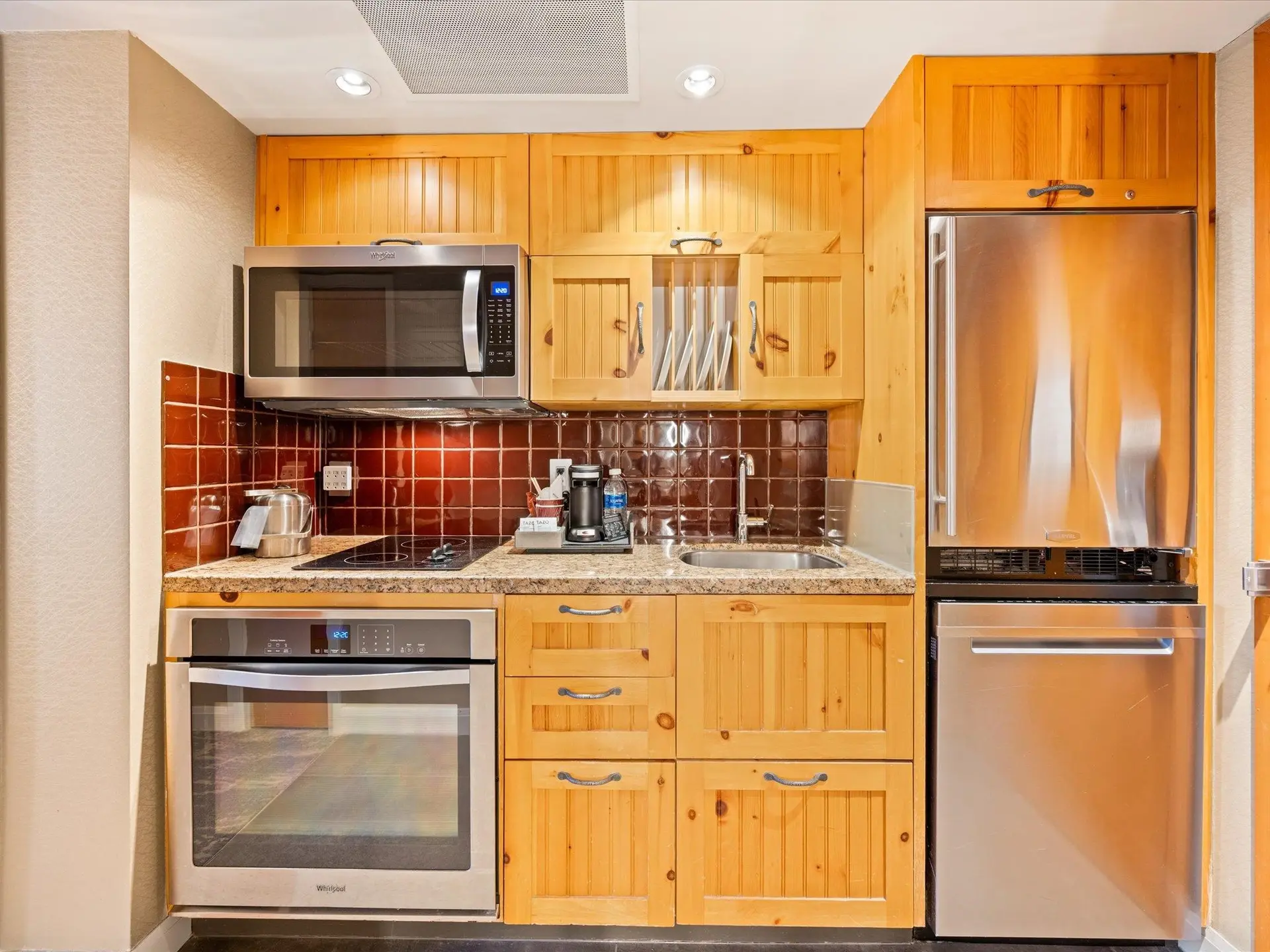 #685 4090 Whistler Way - Image 9