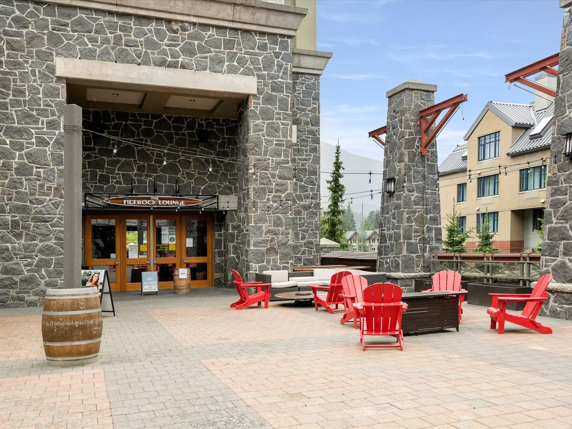 #685 4090 Whistler Way - Image 18