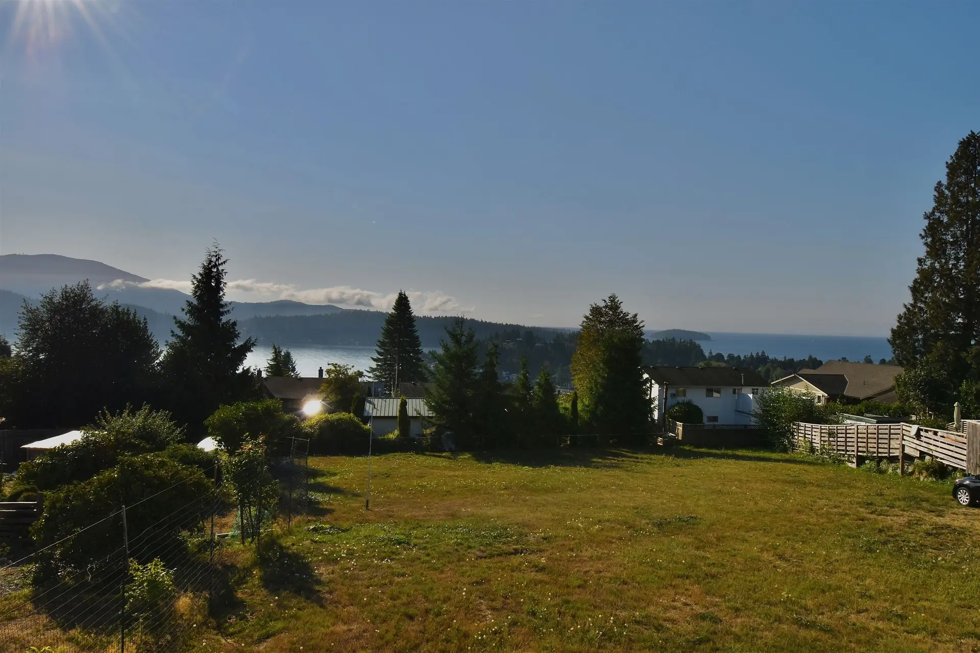 Property at 554 WILDWOOD CRESCENT, Gibsons, BC