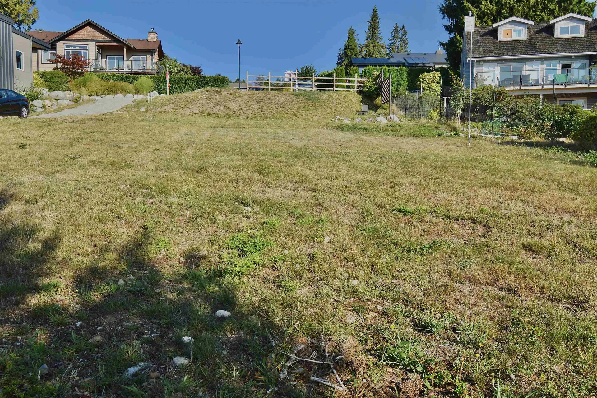 Property at 554 WILDWOOD CRESCENT, Gibsons, BC