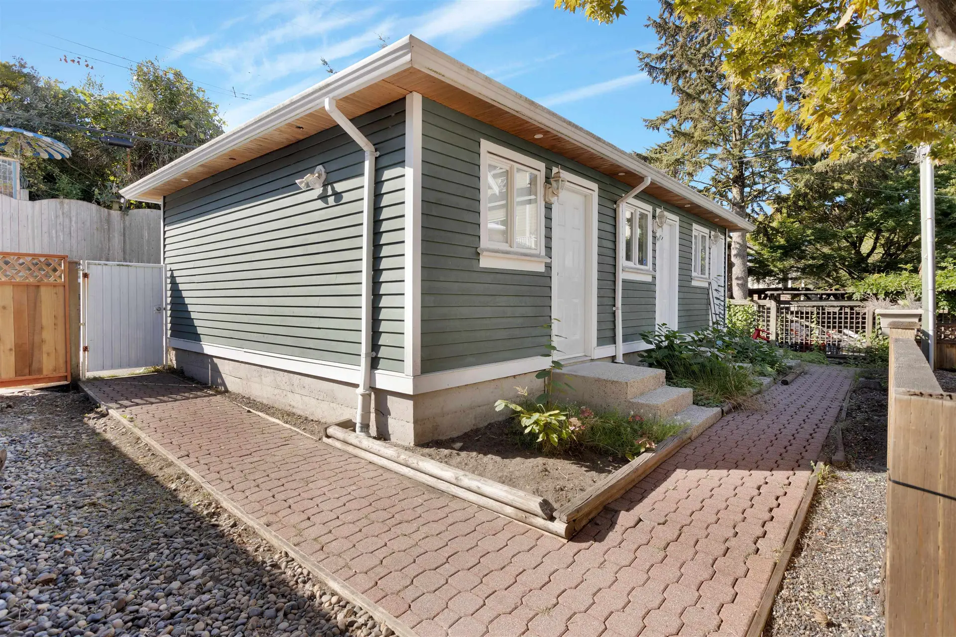 1630 E 11th Avenue - Image 7