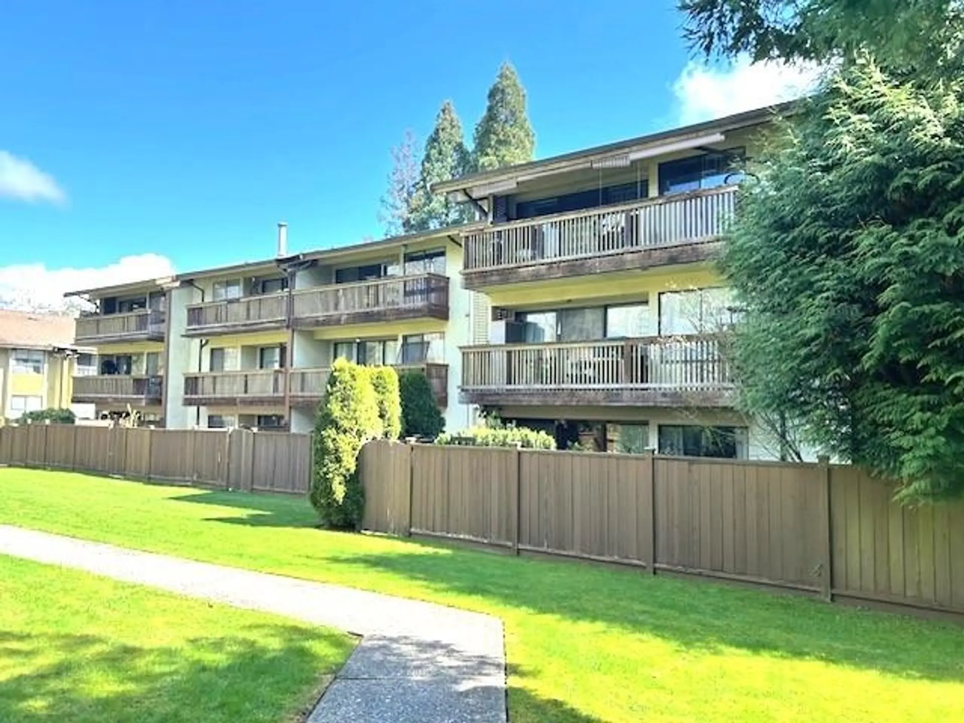 #110 14935 100 Avenue - Image 14