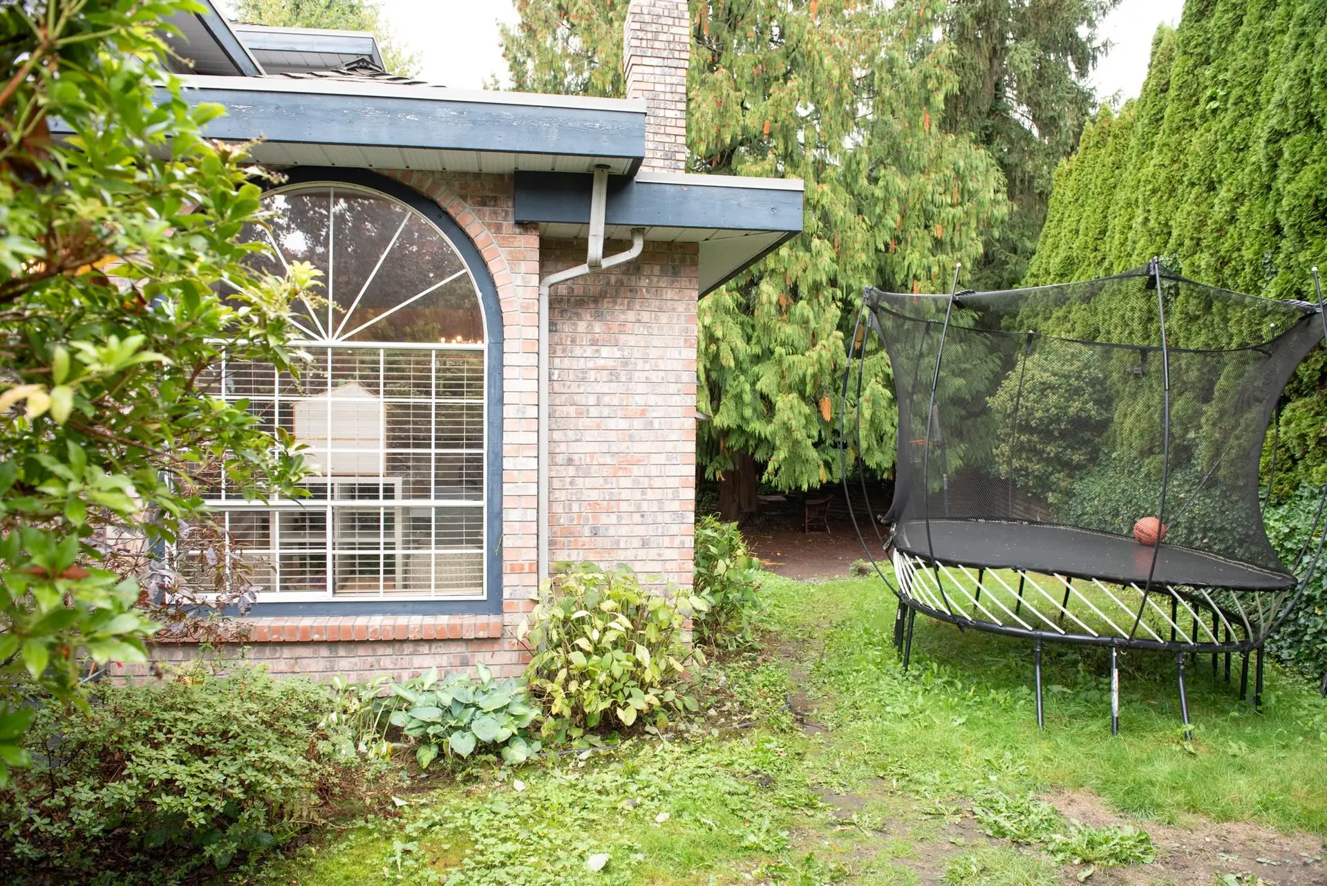 1 Buckhorn Place - Image 2