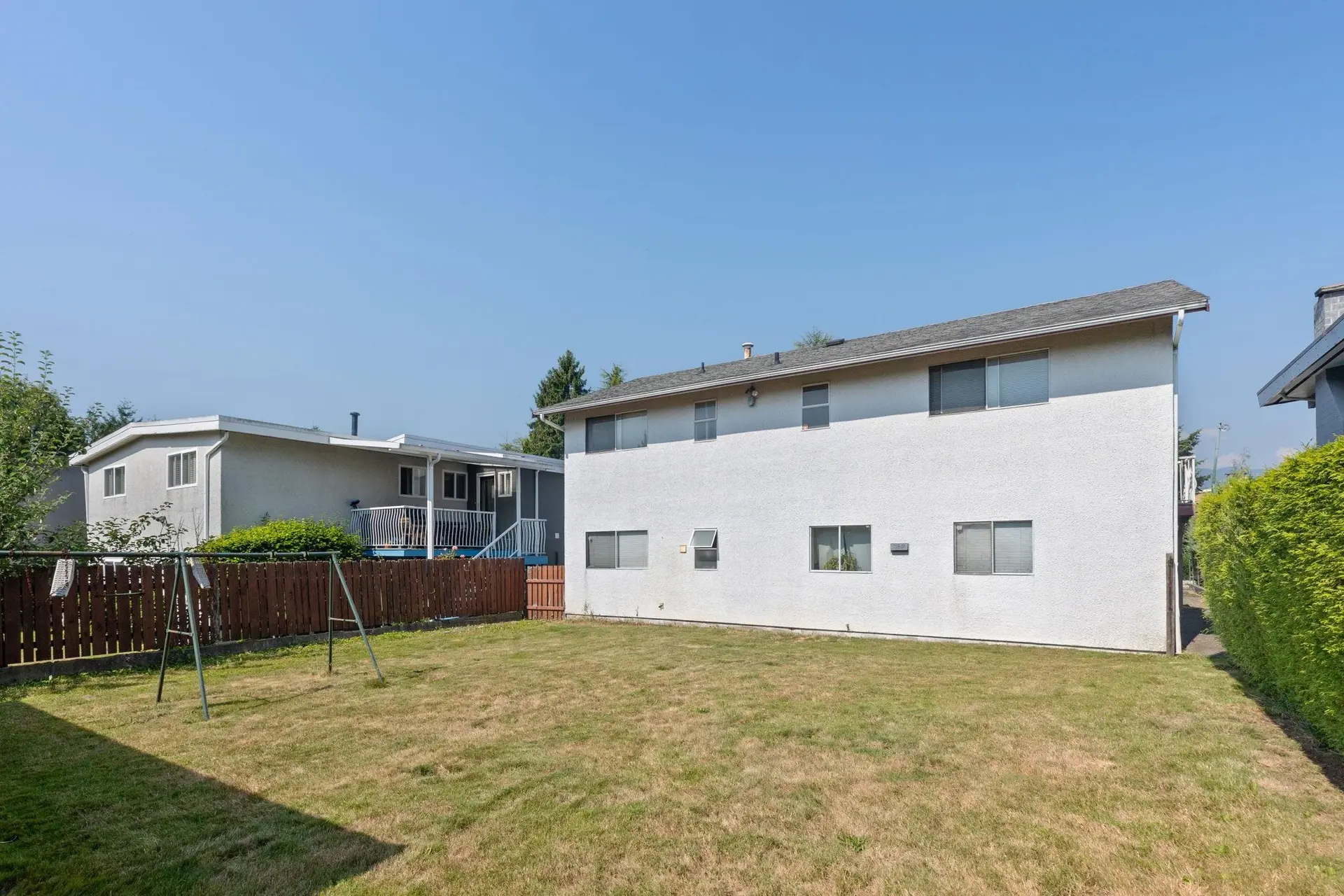 920 Everett Crescent - Image 6