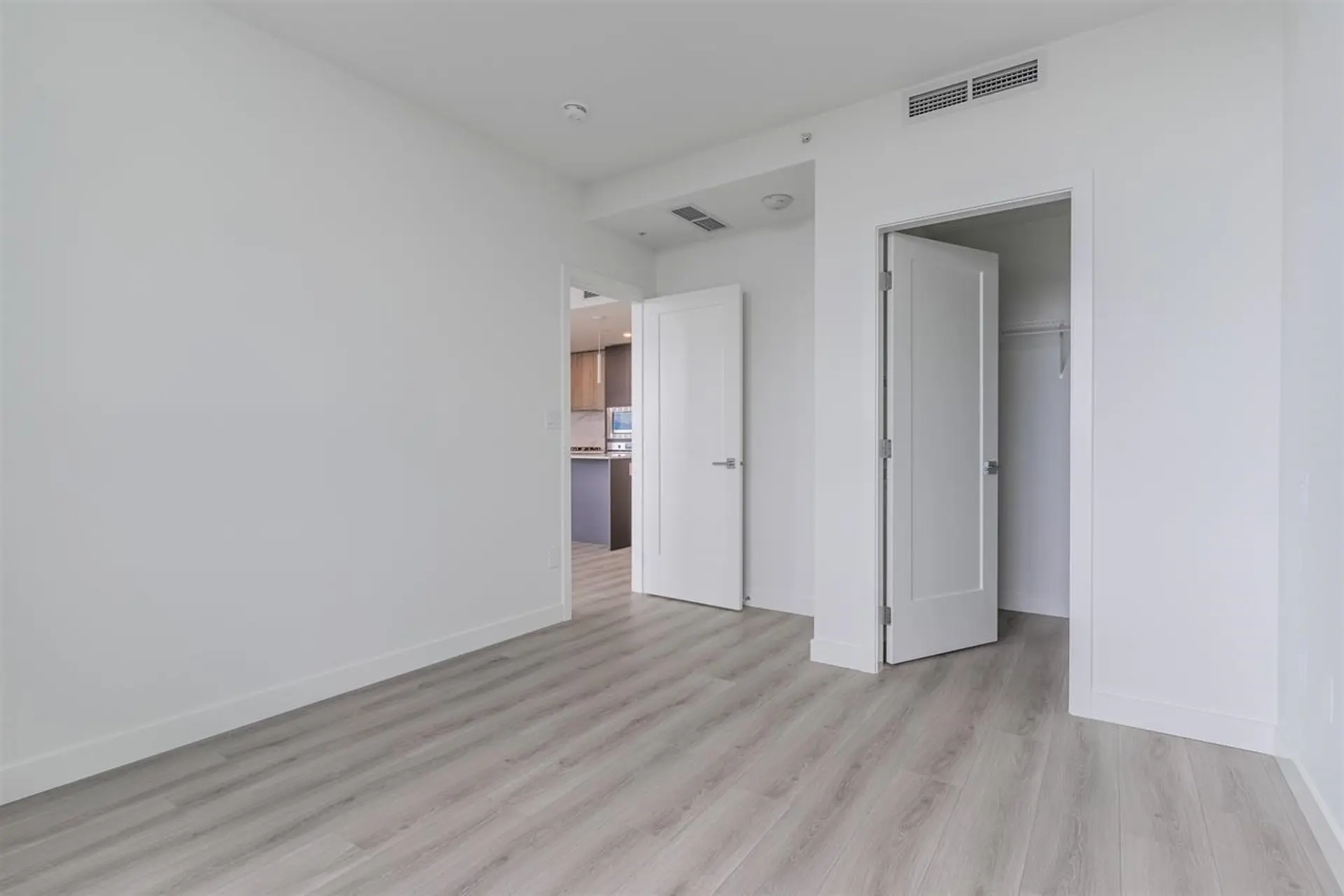 #2206 8551 201 Street - Image 11