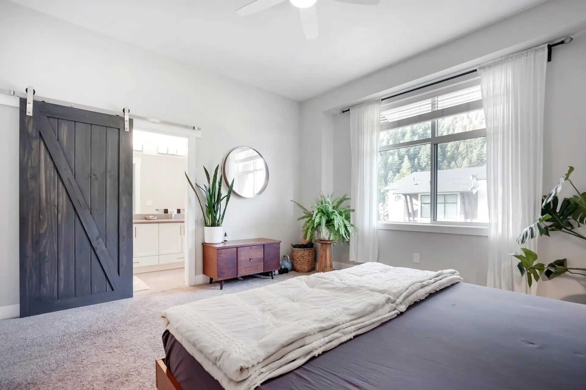 #33 386 Pine Avenue - Image 7