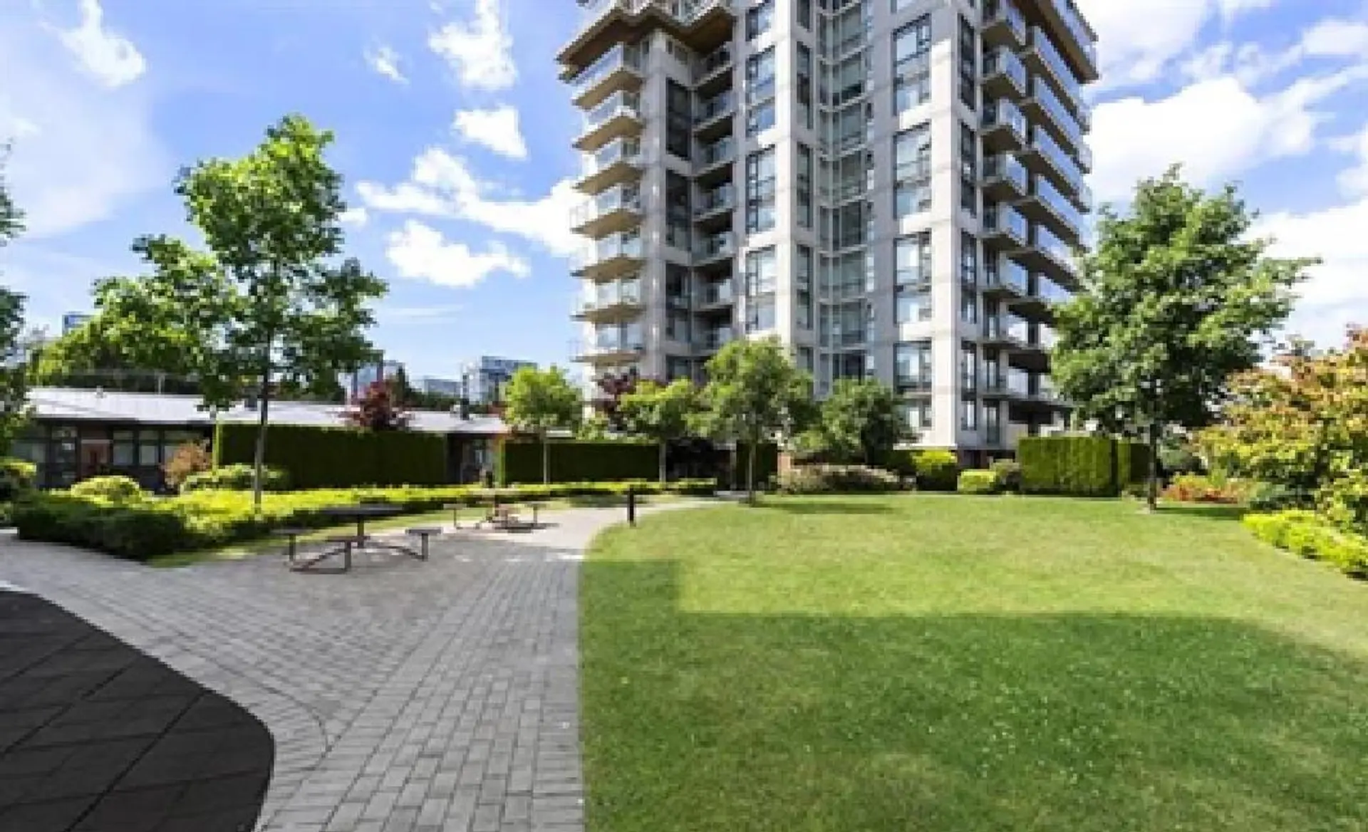 #1502 8333 Anderson Road - Image 8