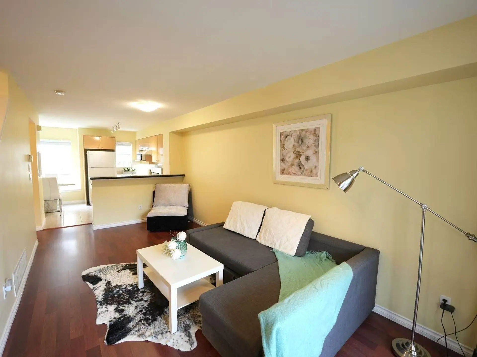 #2 7100 Lynnwood Drive - Image 1