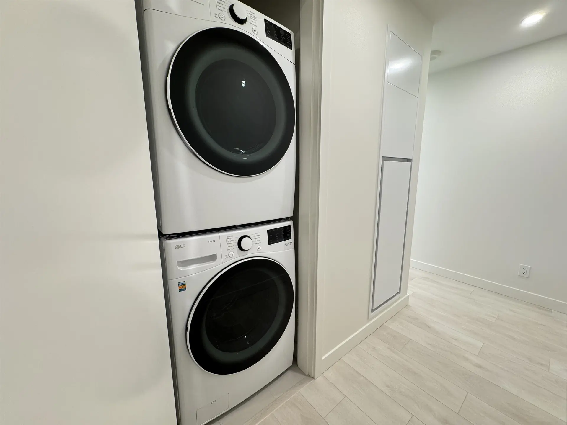 Property at #1209 537 COTTONWOOD AVENUE, Coquitlam, BC