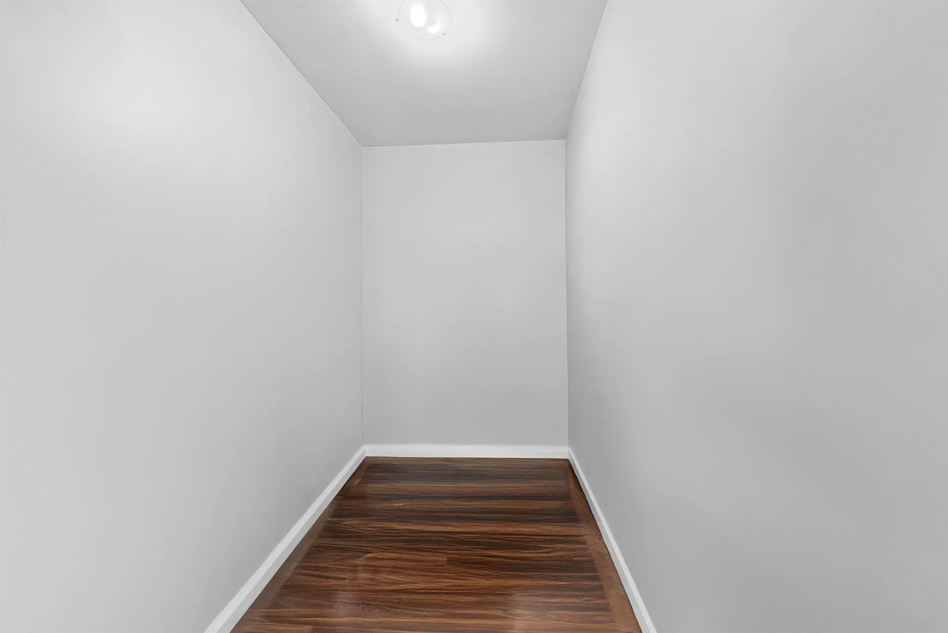#101 2351 Kelly Avenue - Image 7