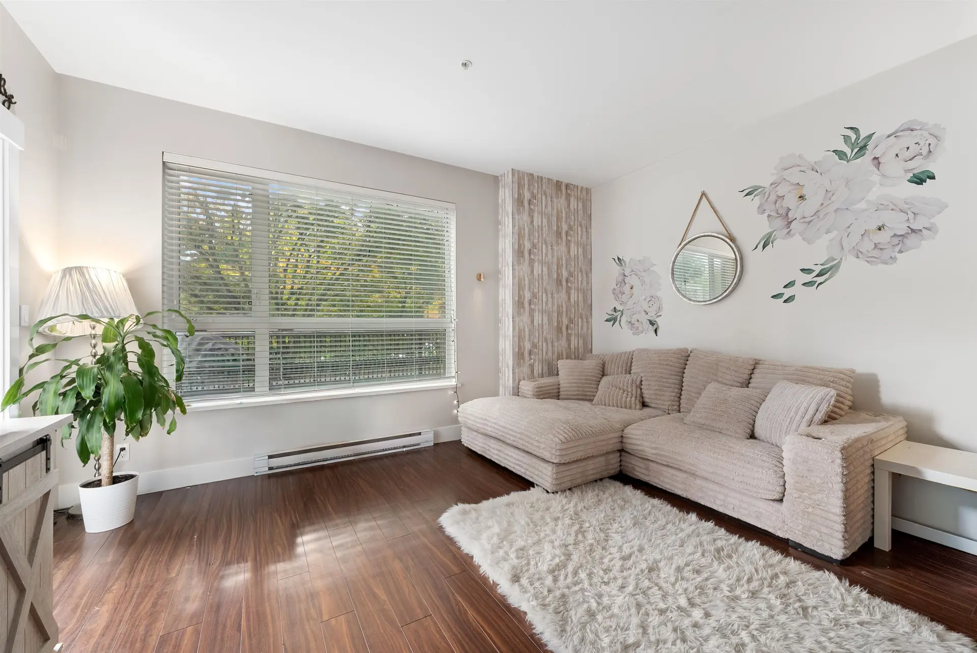 #101 2351 Kelly Avenue - Image 1