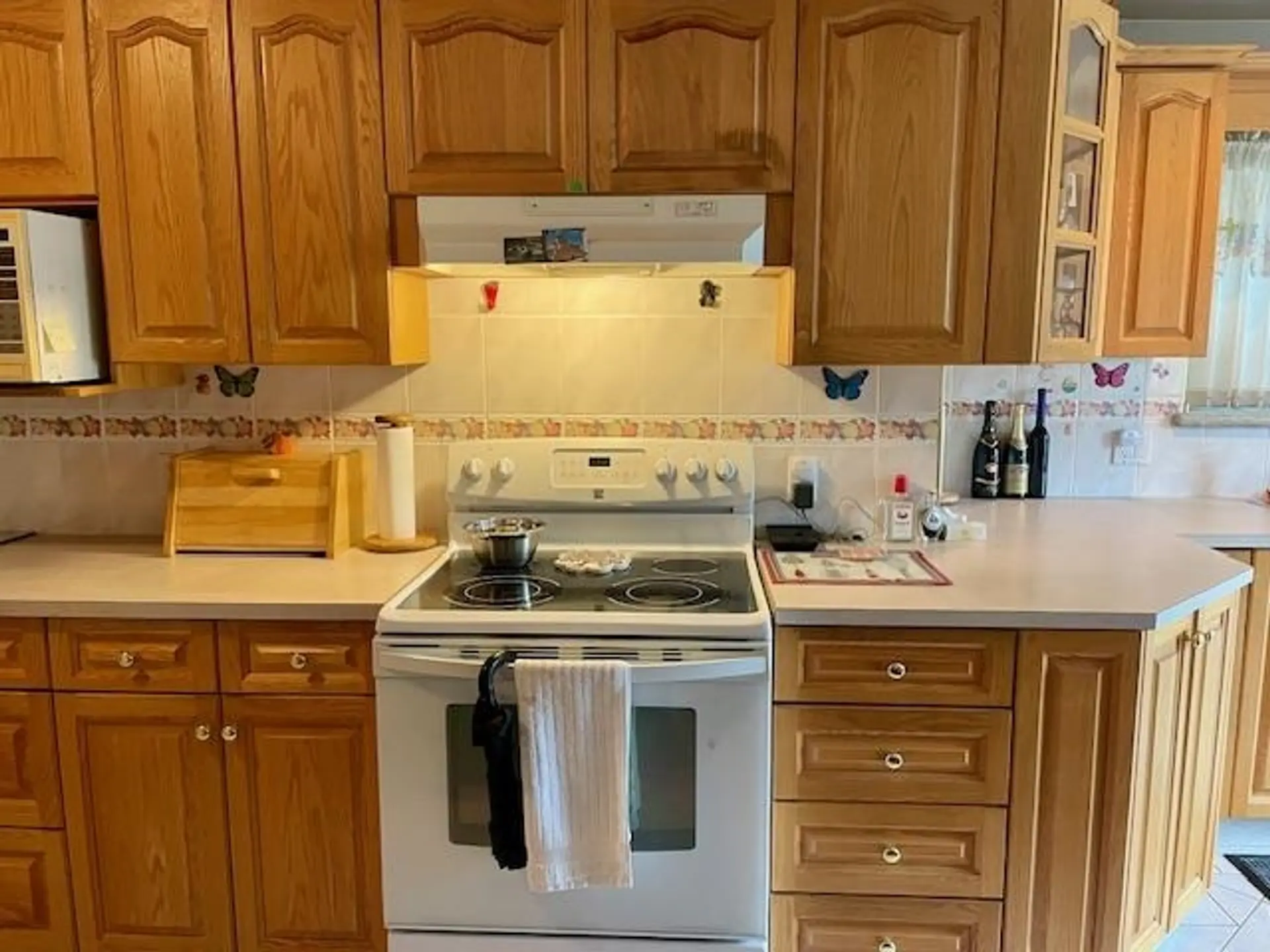 3168 E 16th Avenue - Image 3
