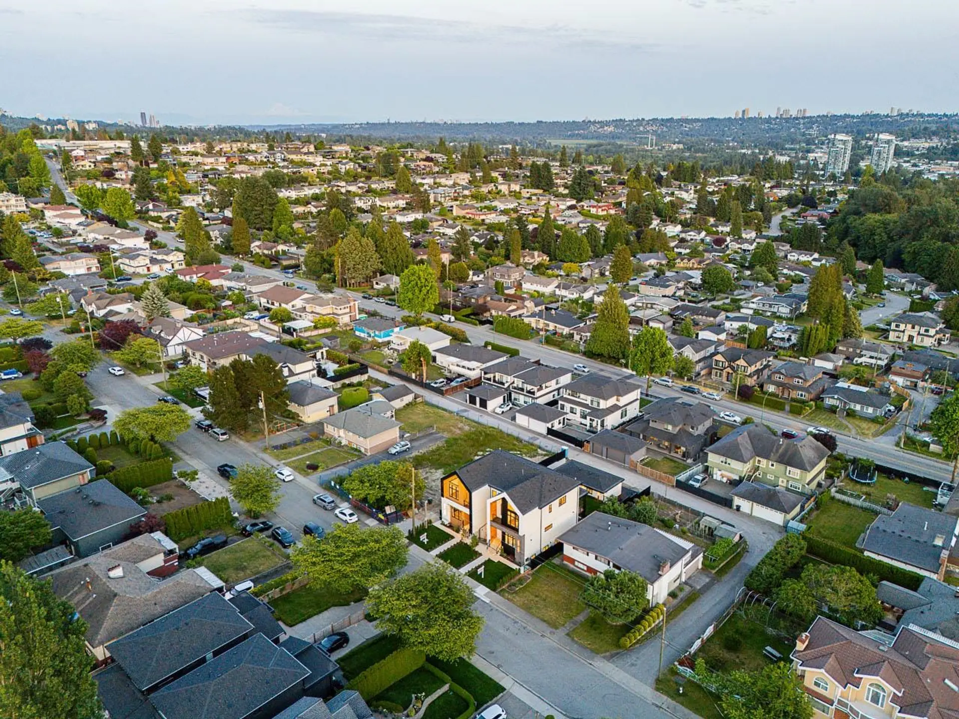 #B 5280 Venables Street - Image 6