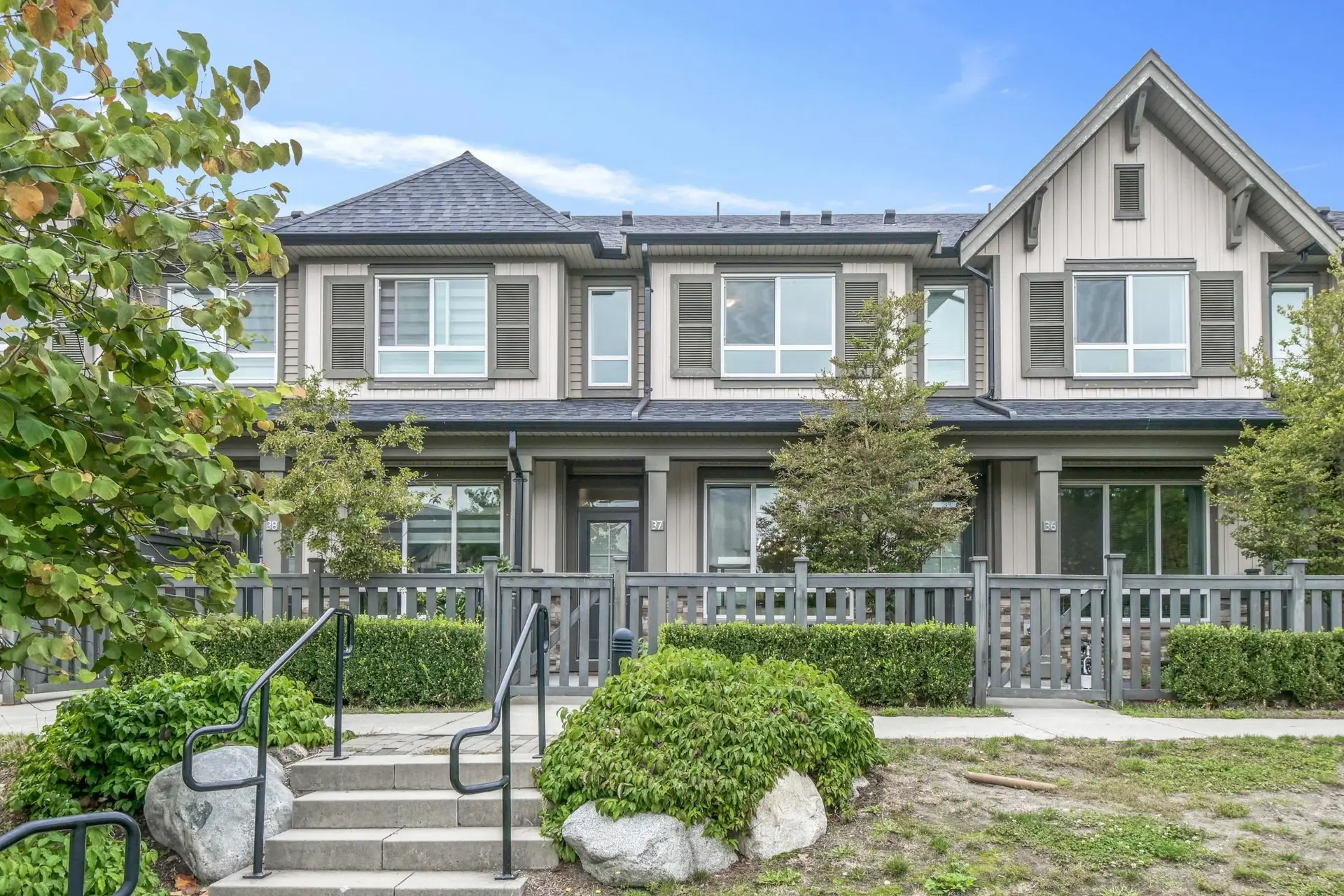 #37 30930 Westridge Place - Image 1