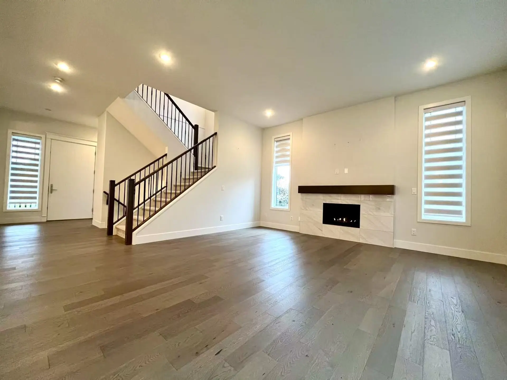 3561 Sheffield Avenue - Image 7