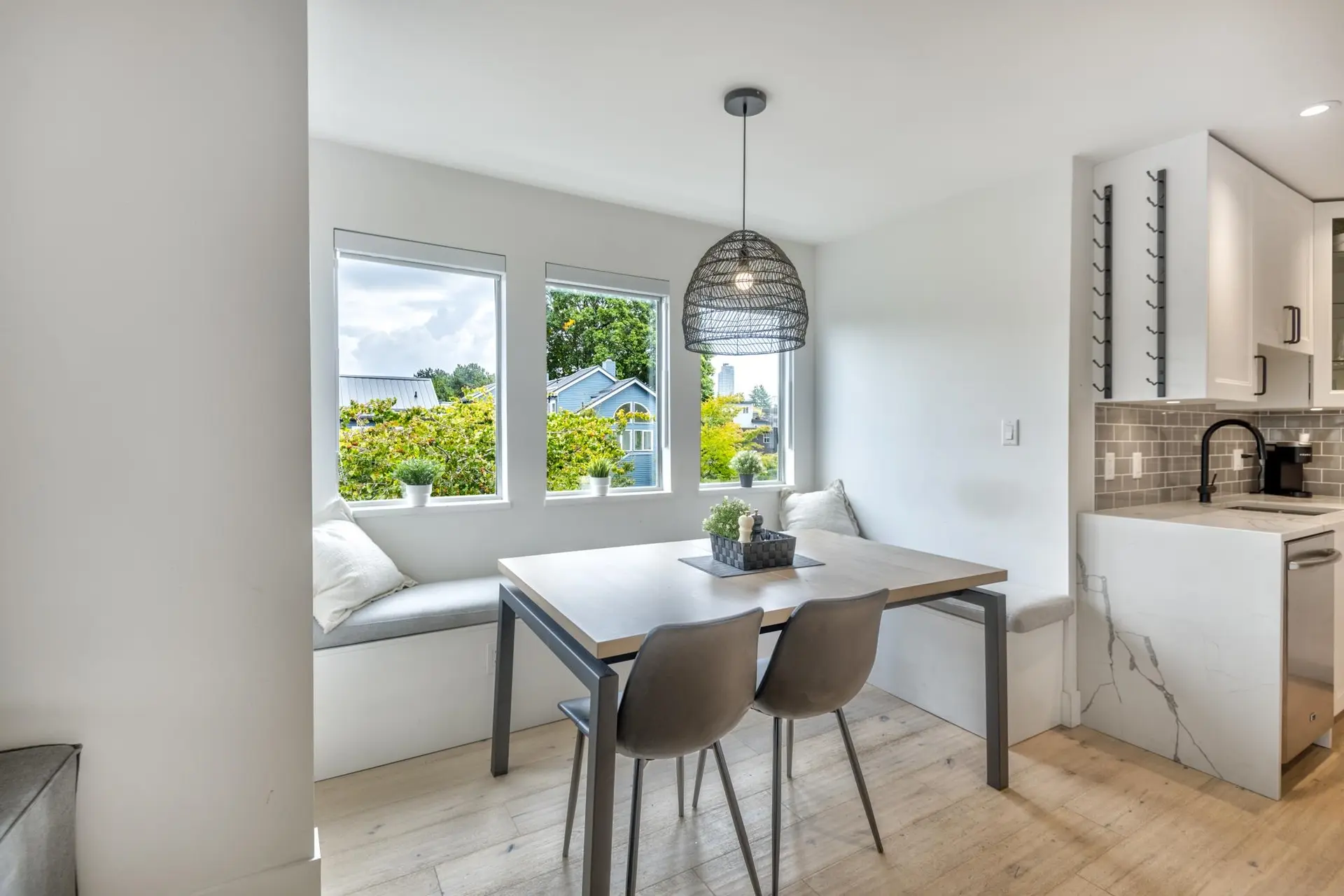 #304 1665 Arbutus Street - Image 10