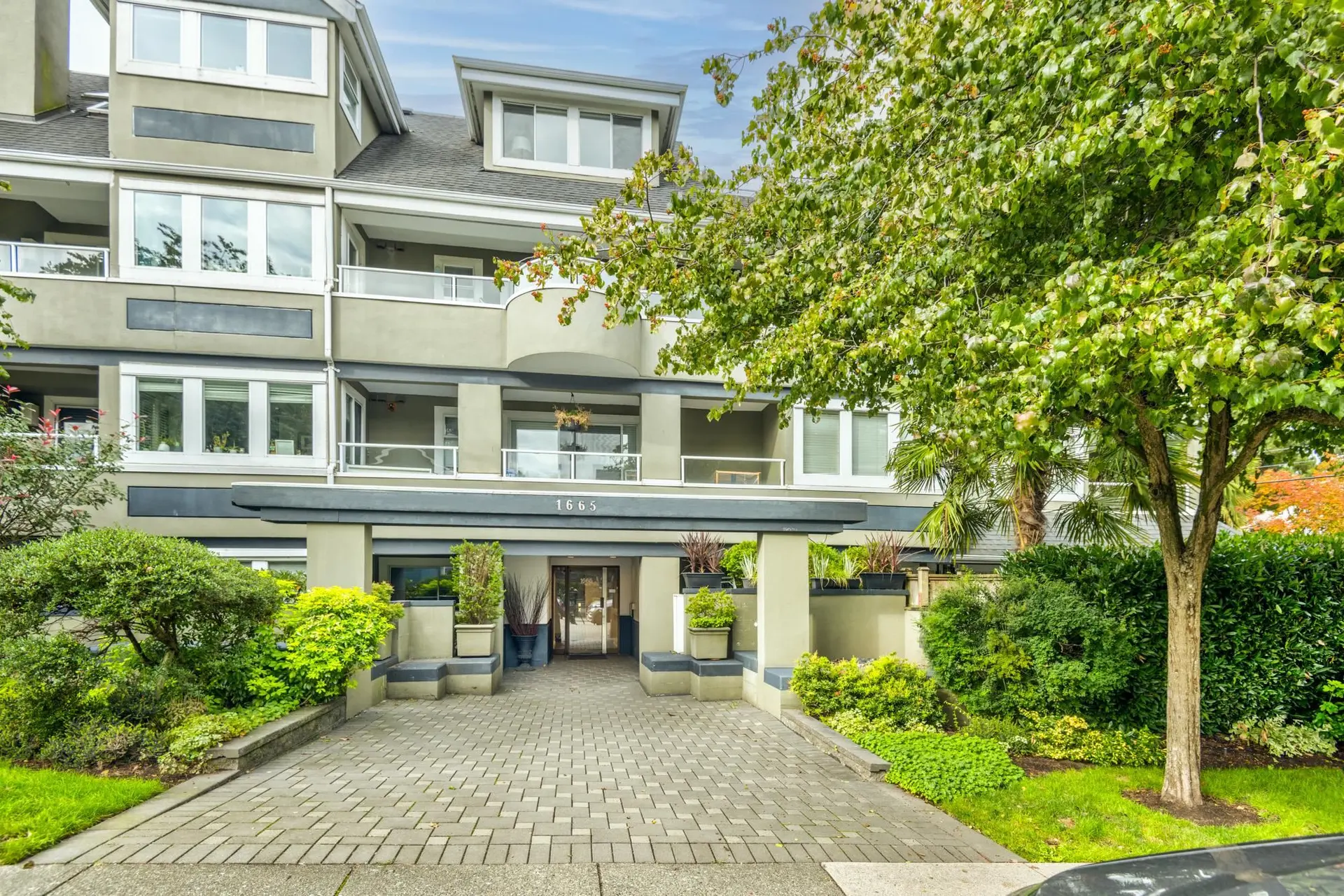 #304 1665 Arbutus Street - Image 18