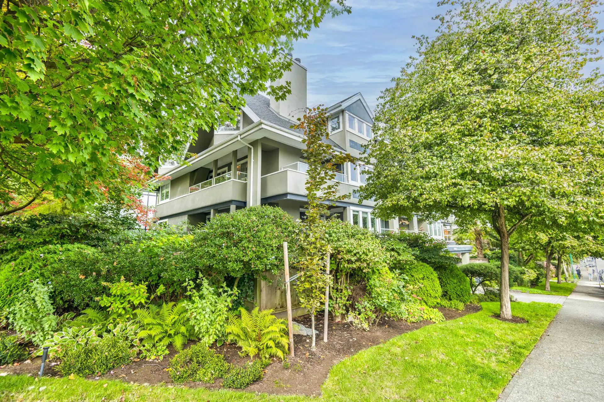 #304 1665 Arbutus Street - Image 19
