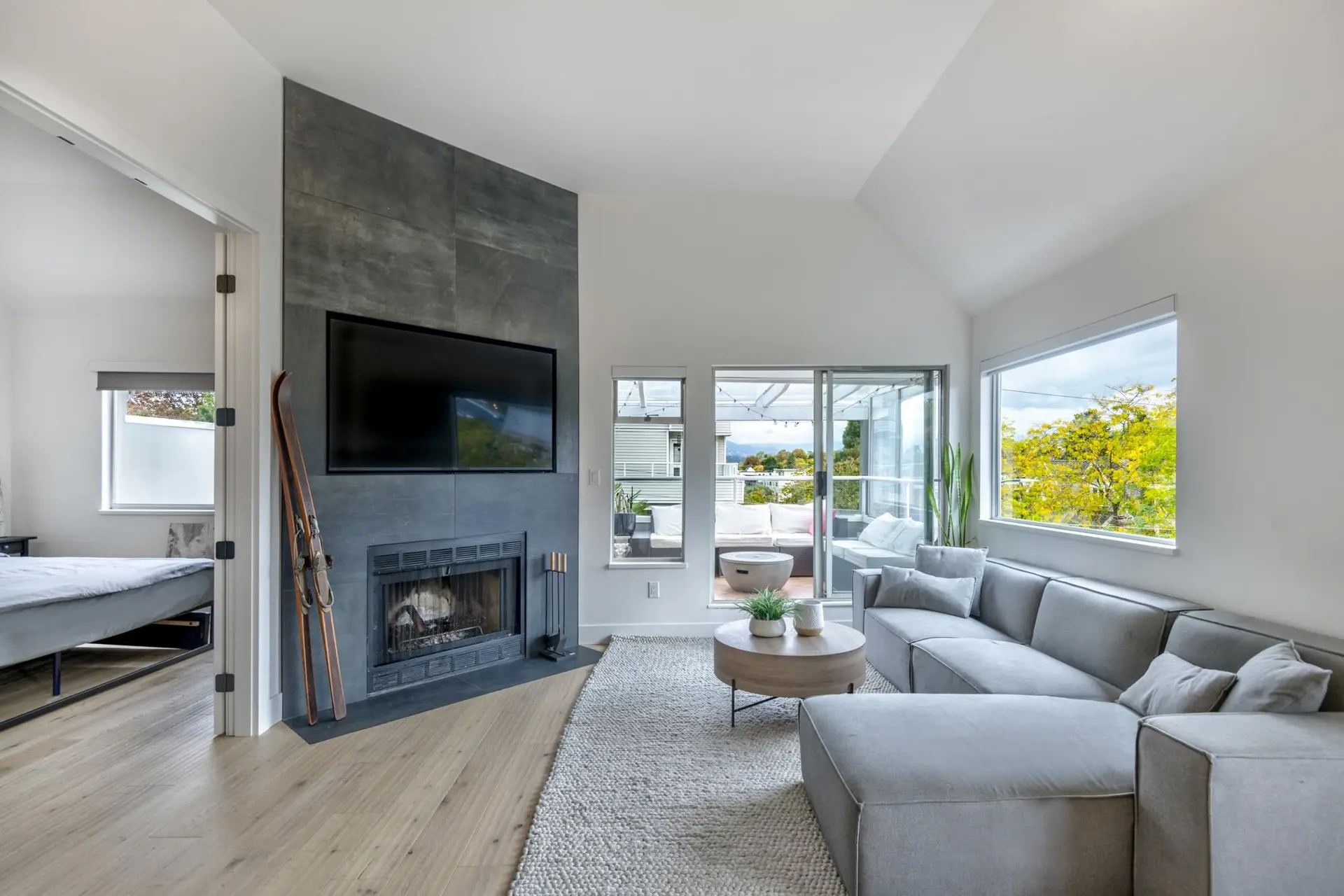 #304 1665 Arbutus Street - Image 4