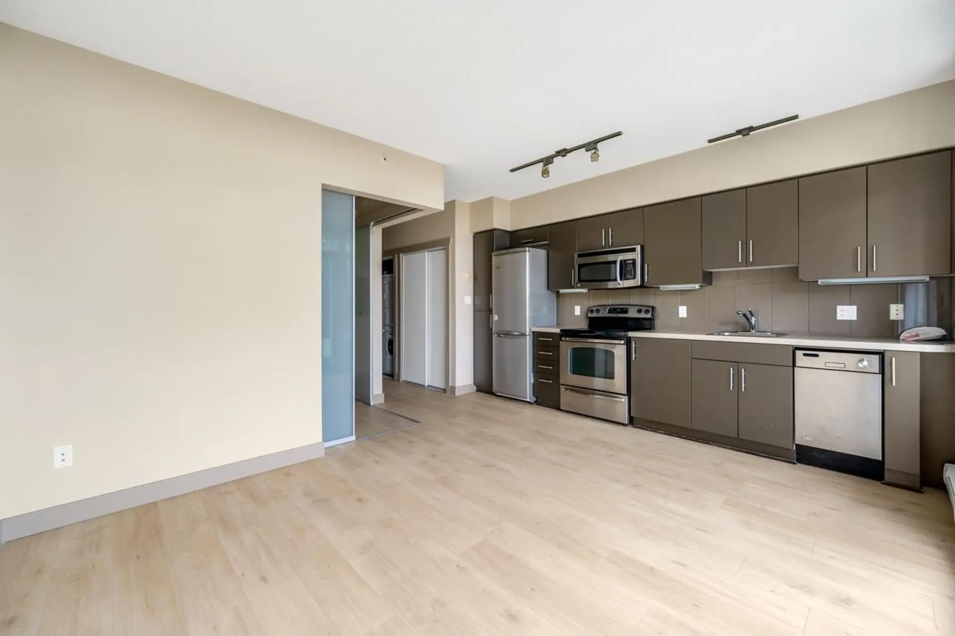 #501 9009 Cornerstone Mews - Image 4