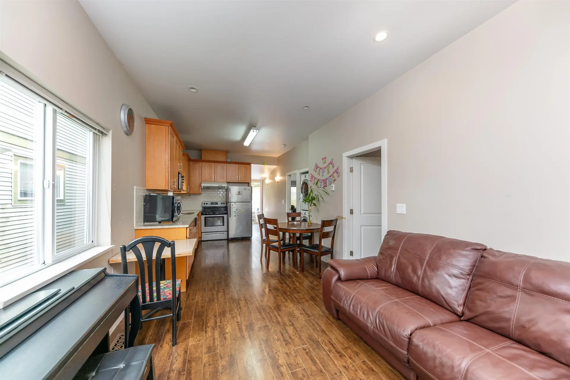 Property at 1011 AUCKLAND STREET, New Westminster, BC