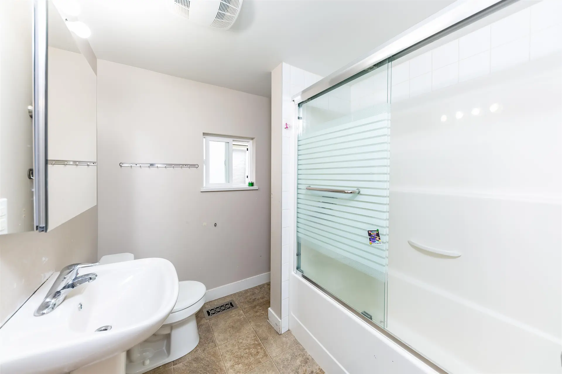 Property at 1011 AUCKLAND STREET, New Westminster, BC