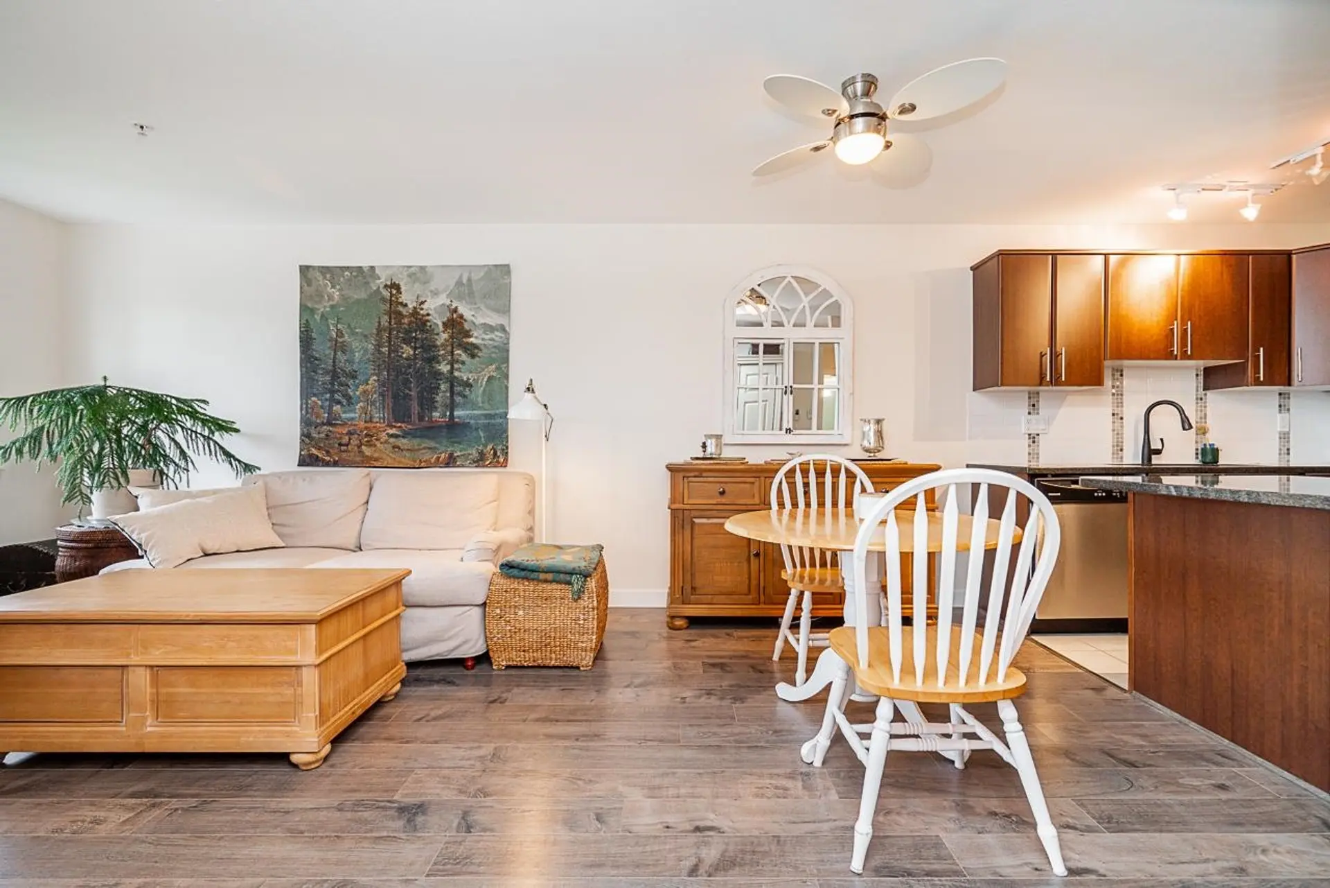 #309 19388 65 Avenue - Image 1