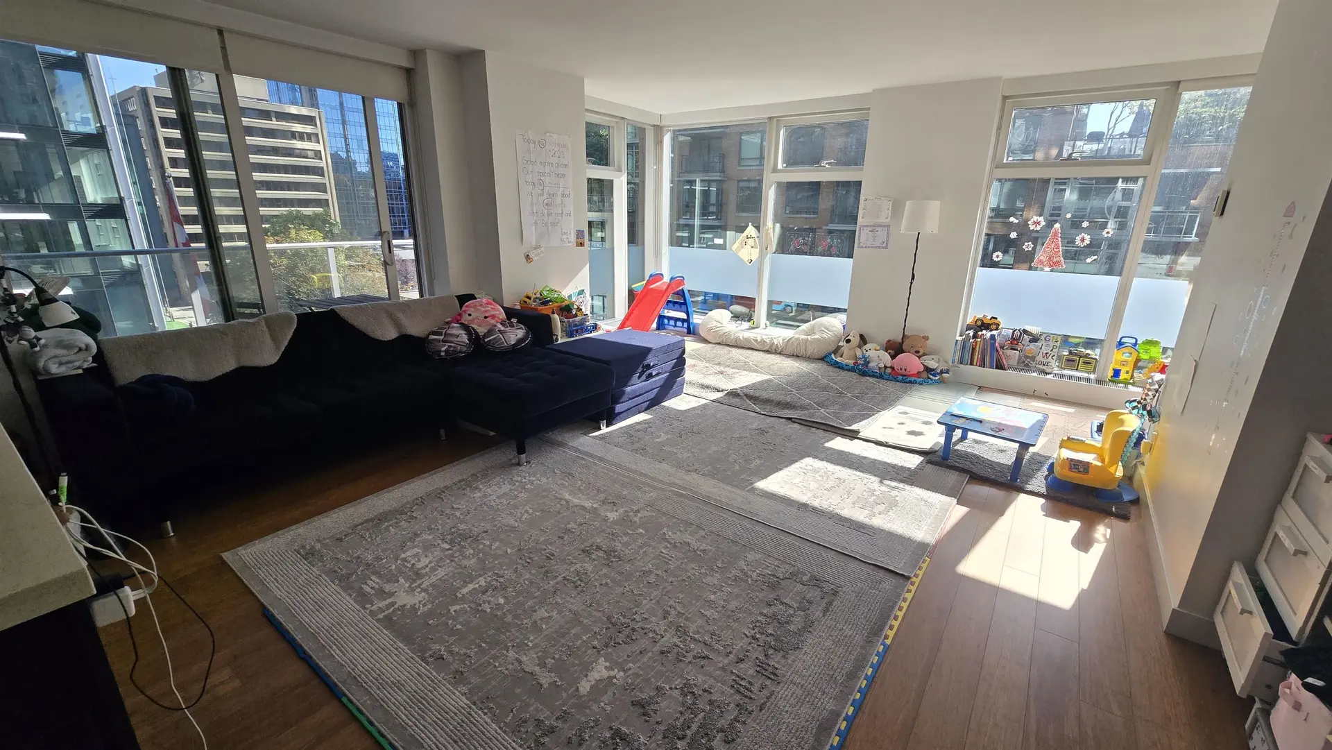 #809 777 Richards Street - Image 3
