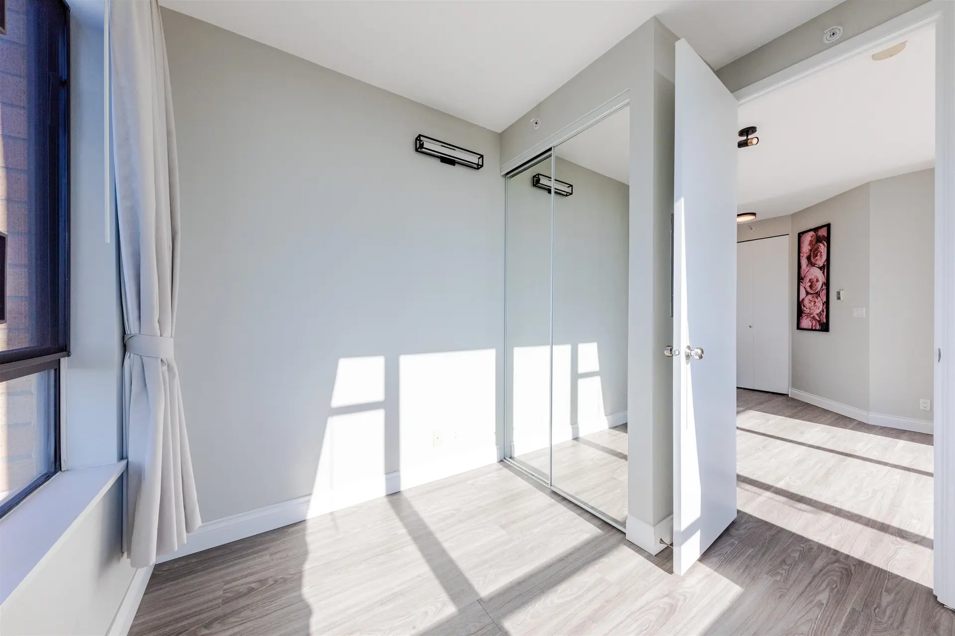 #1001 7388 Sandborne Avenue - Image 9