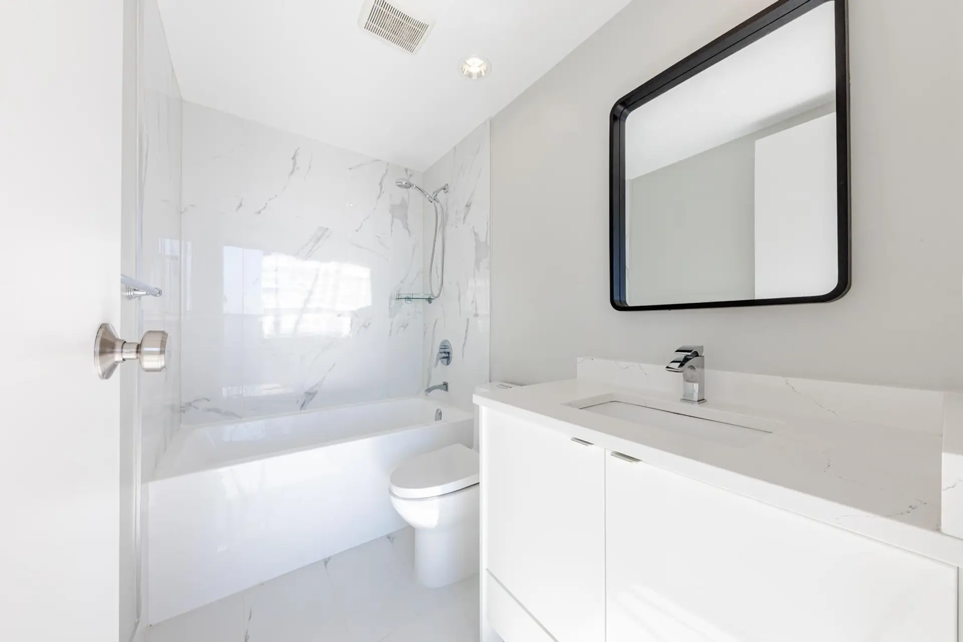 #1001 7388 Sandborne Avenue - Image 11