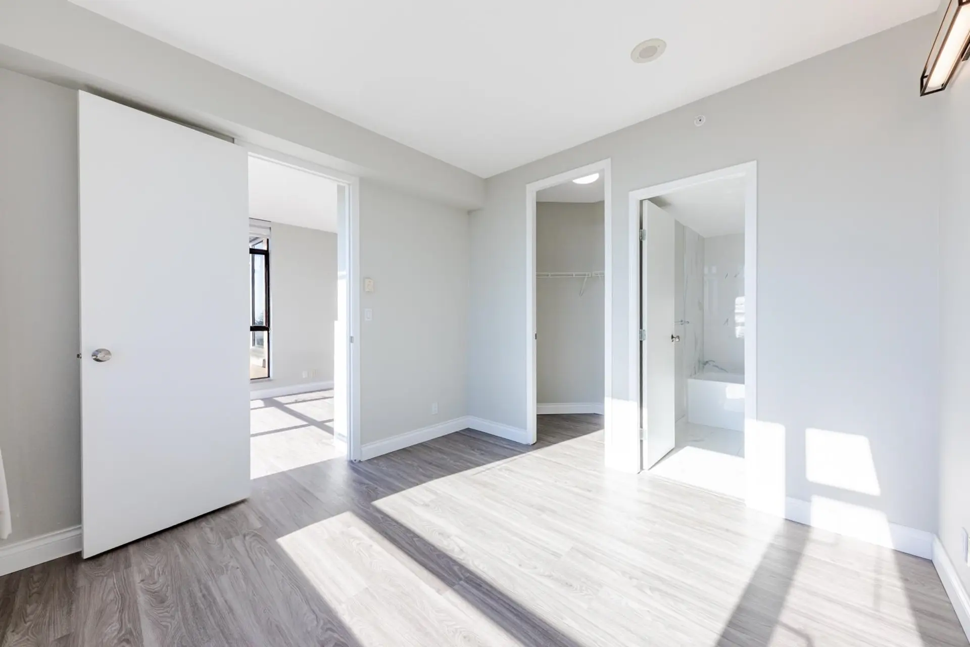 #1001 7388 Sandborne Avenue - Image 4