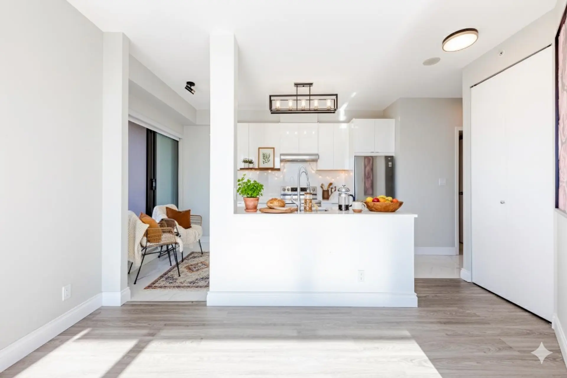 #1001 7388 Sandborne Avenue - Image 8
