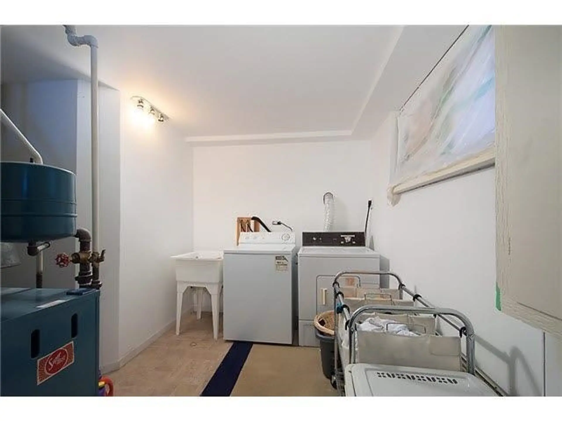 Property at 712 E 57 AVENUE, Vancouver, BC