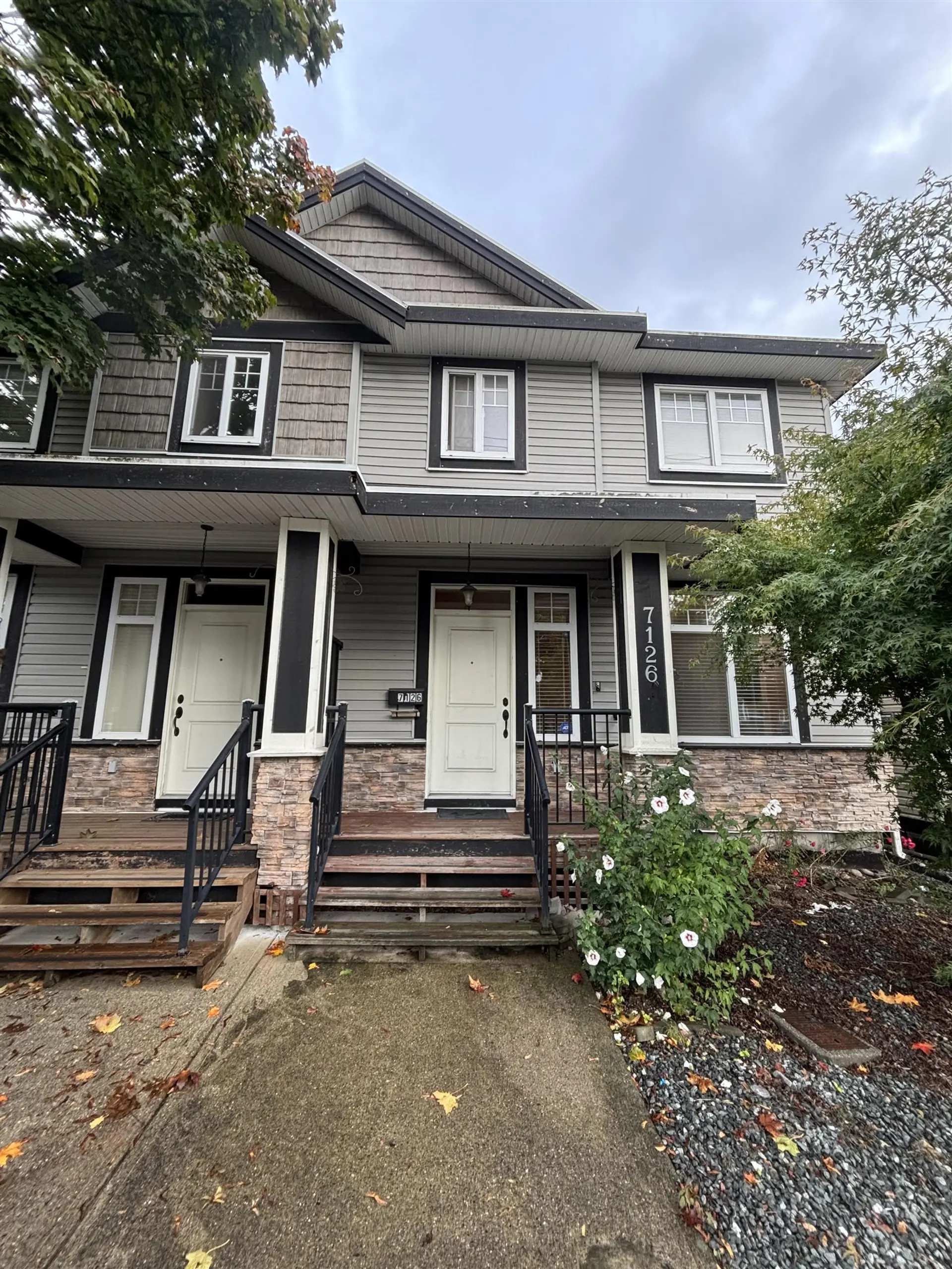7126 144 Street - Image 2
