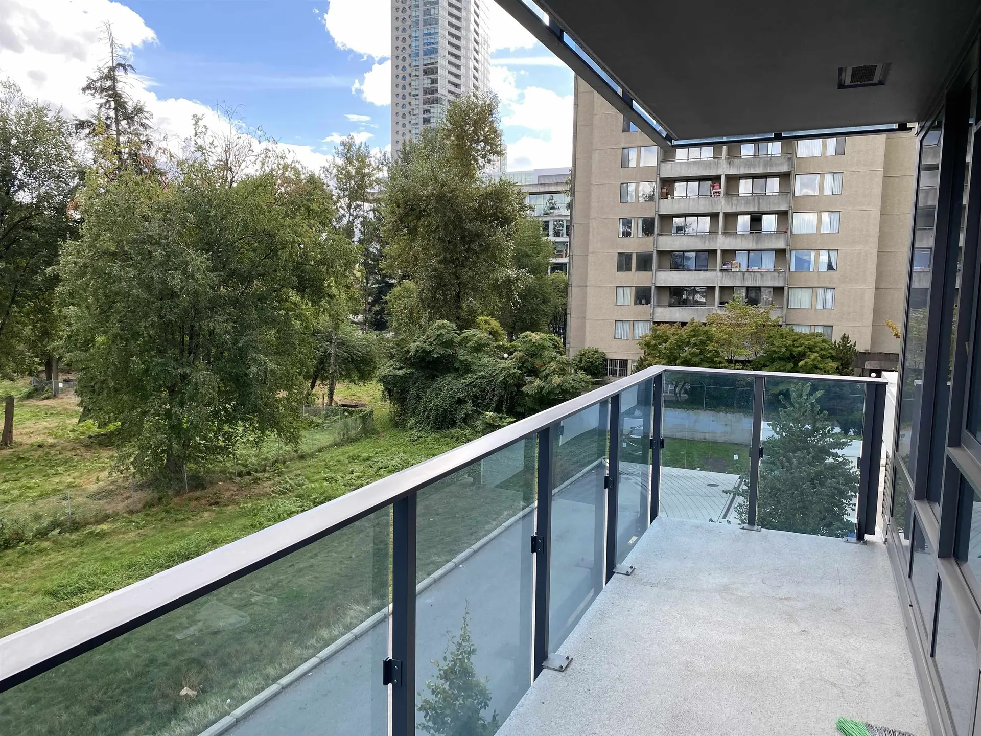 Property at #307 13428 105 AVENUE, Surrey, BC