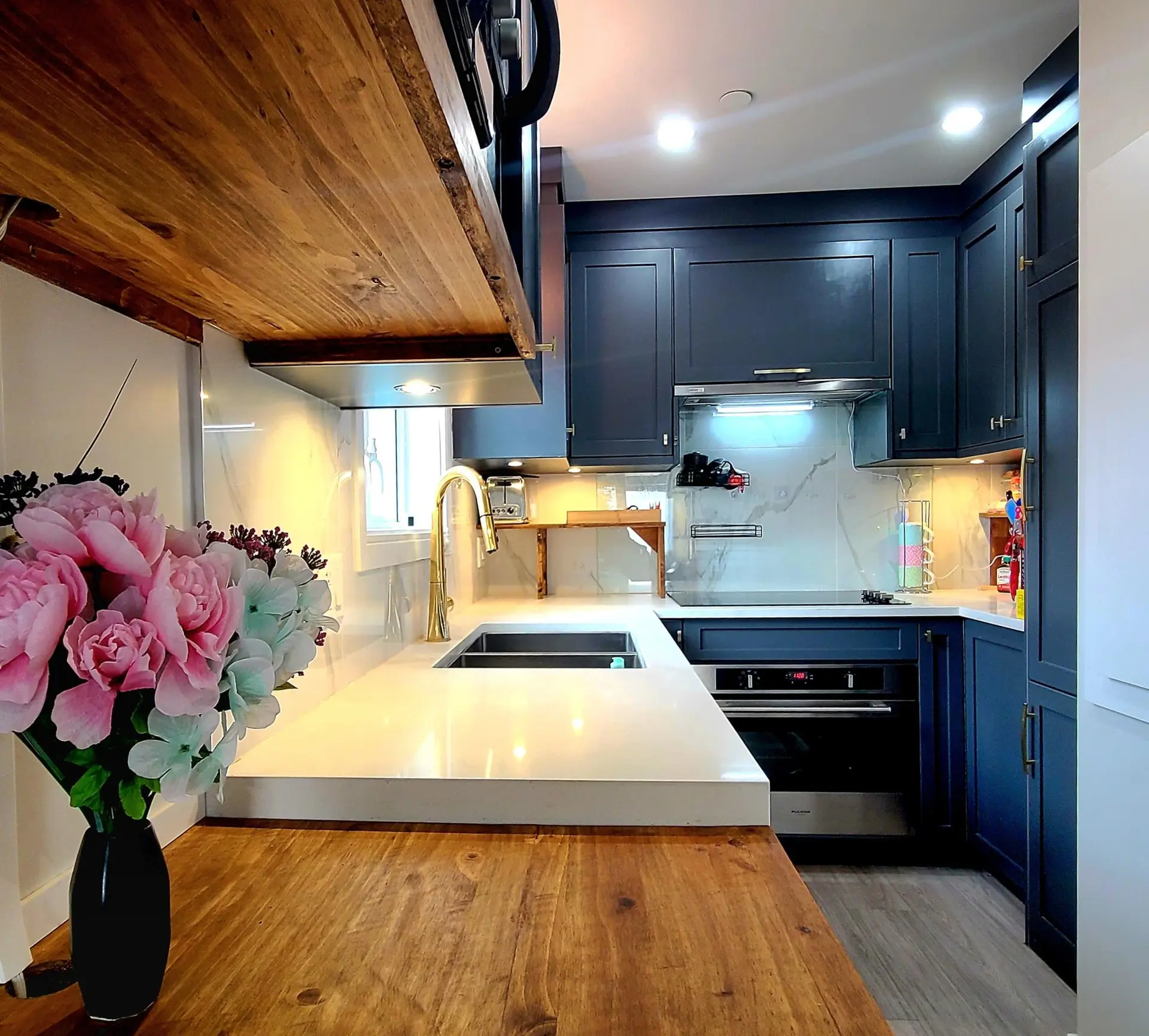 Property at 901 E BROADWAY STREET, Vancouver, BC