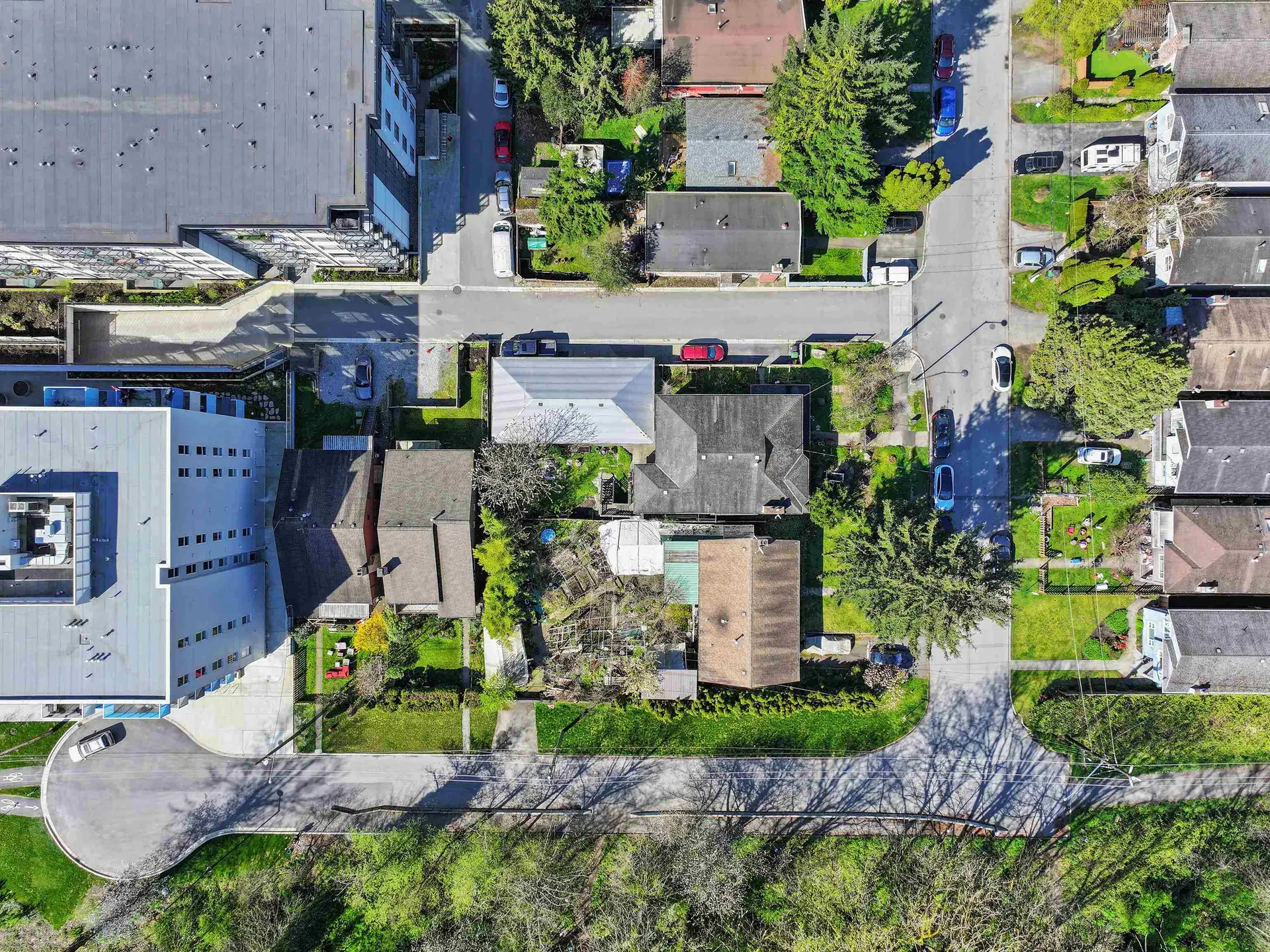 Property at 1583 BOND STREET, North Vancouver, BC