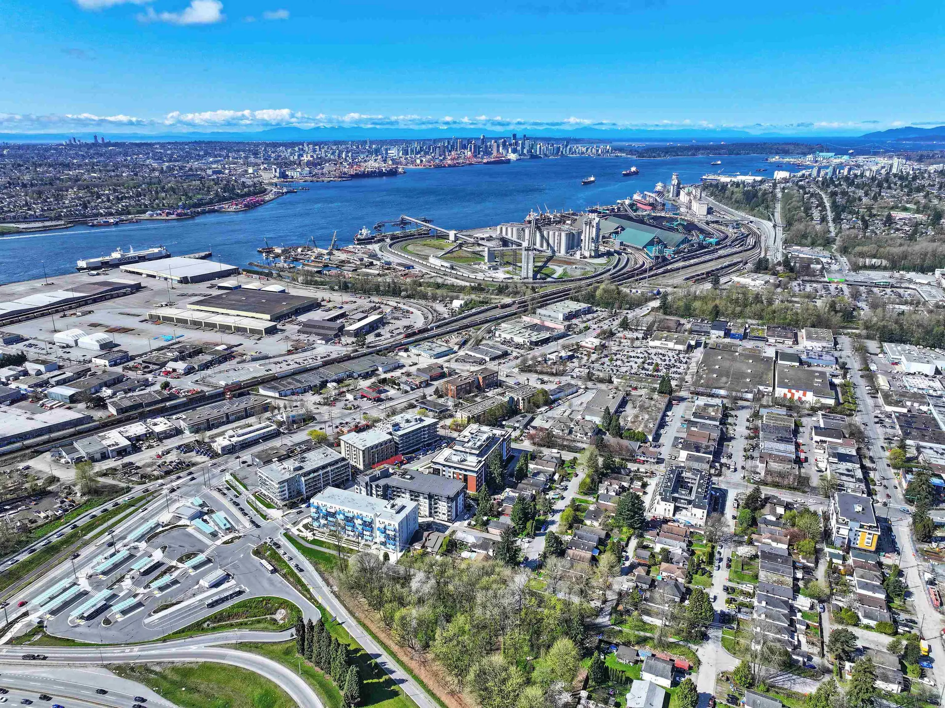 Property at 1583 BOND STREET, North Vancouver, BC