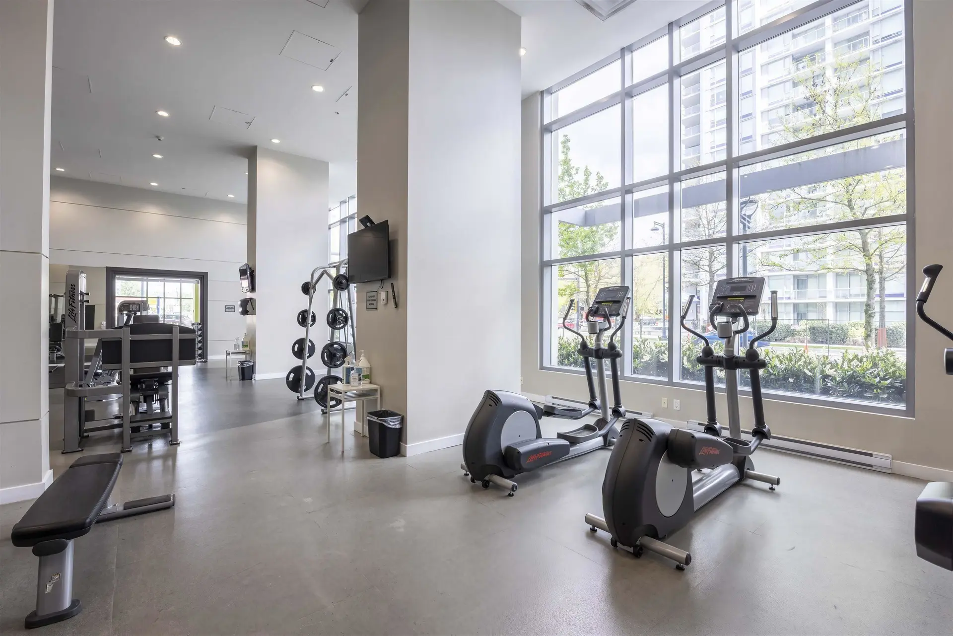 #610 13688 100 Avenue - Image 9