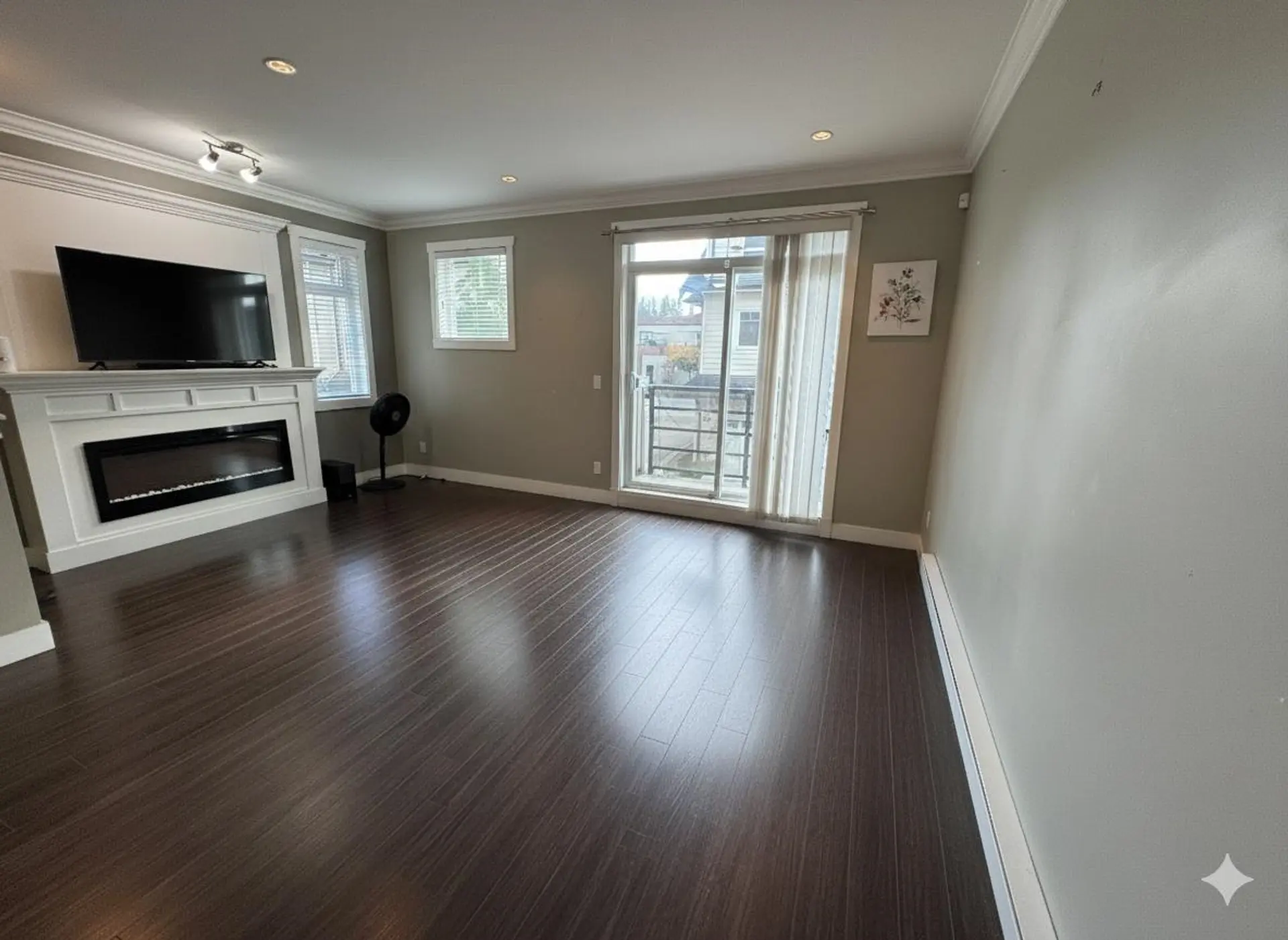 #23 14285 64 Avenue - Image 3