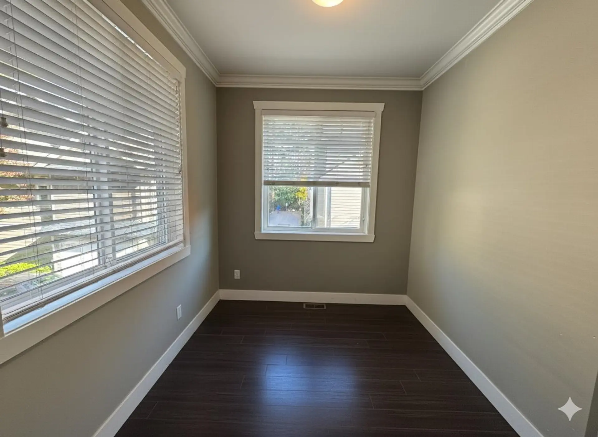 #23 14285 64 Avenue - Image 11