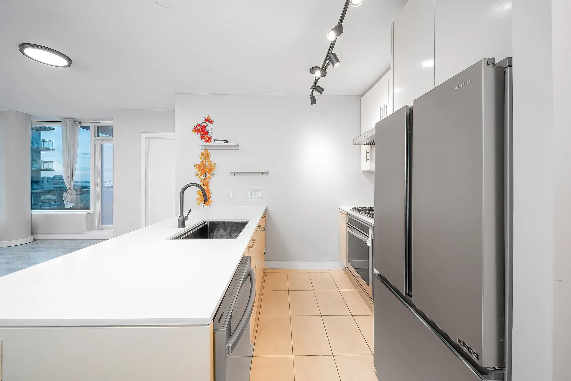 #902 6971 Elmbridge Way - Image 6