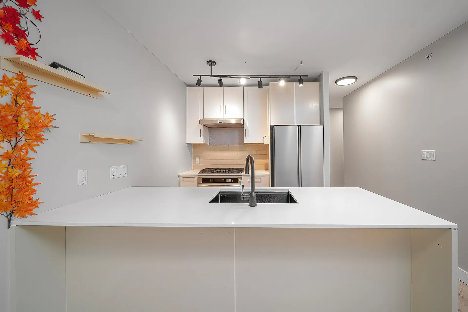 #902 6971 Elmbridge Way - Image 5