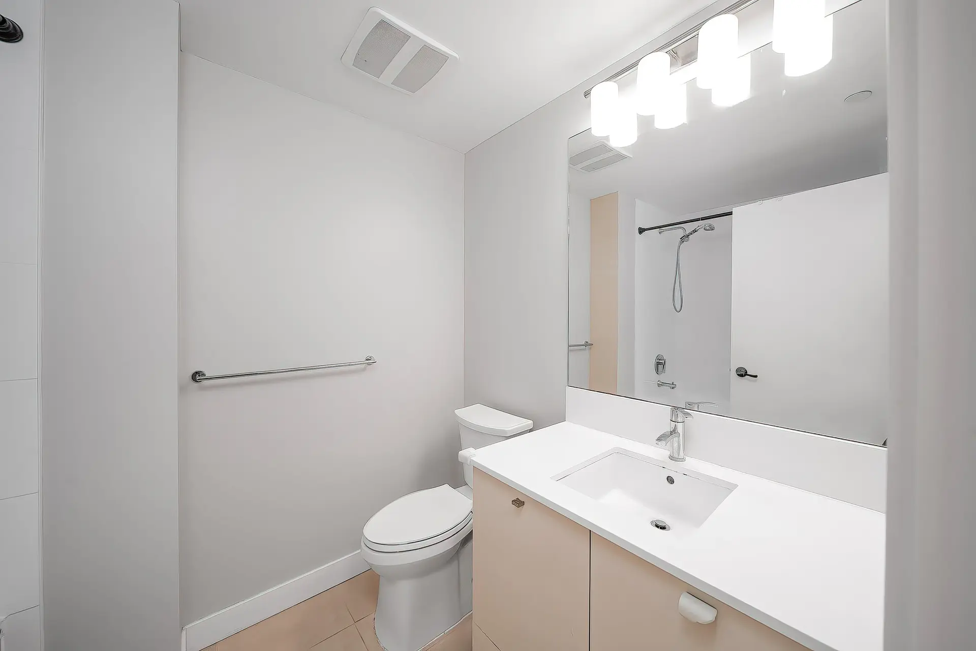 #902 6971 Elmbridge Way - Image 11