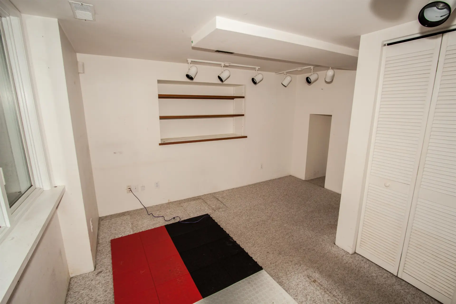 Property at 4032 RIPPLE ROAD, West Vancouver, BC