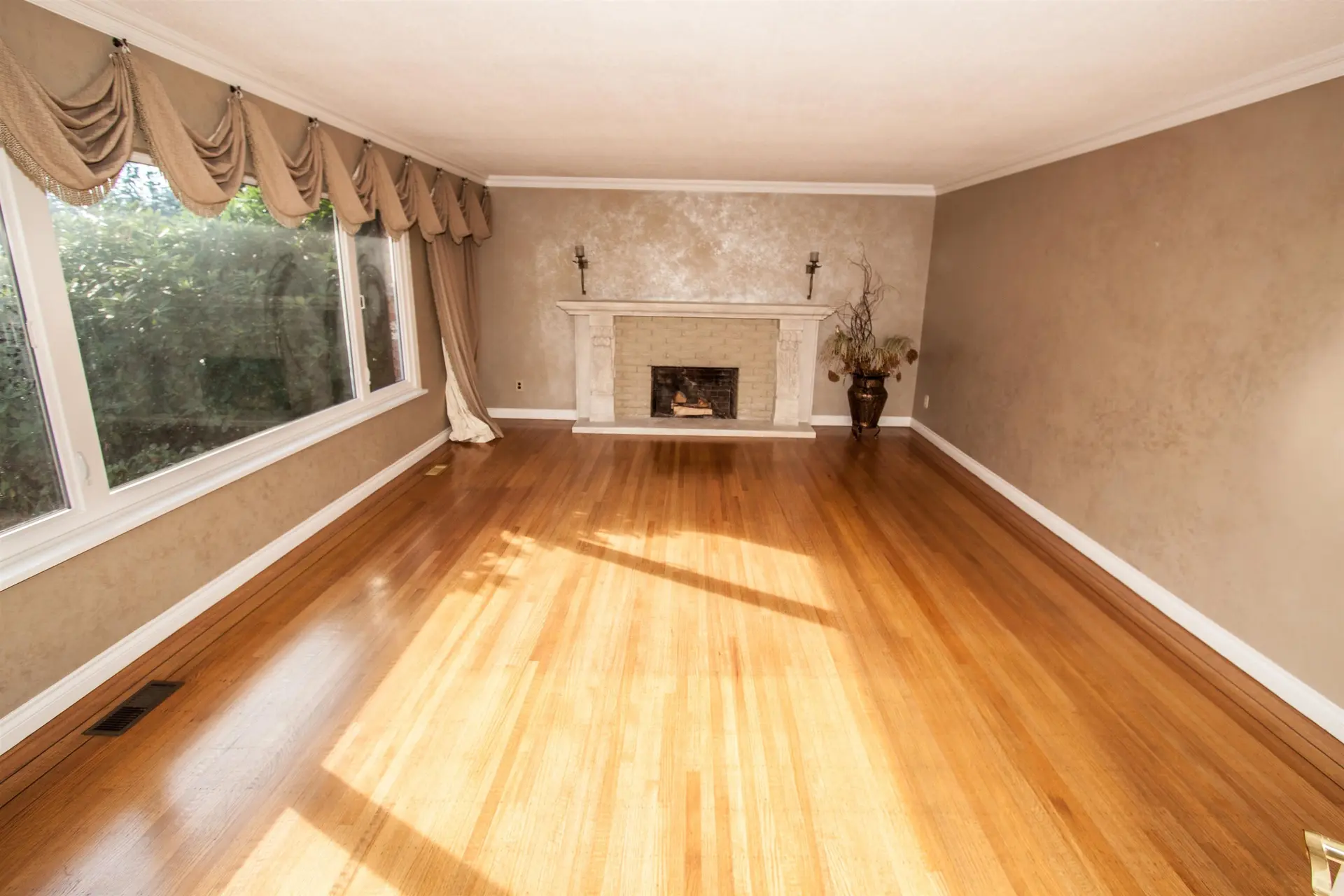 Property at 4032 RIPPLE ROAD, West Vancouver, BC