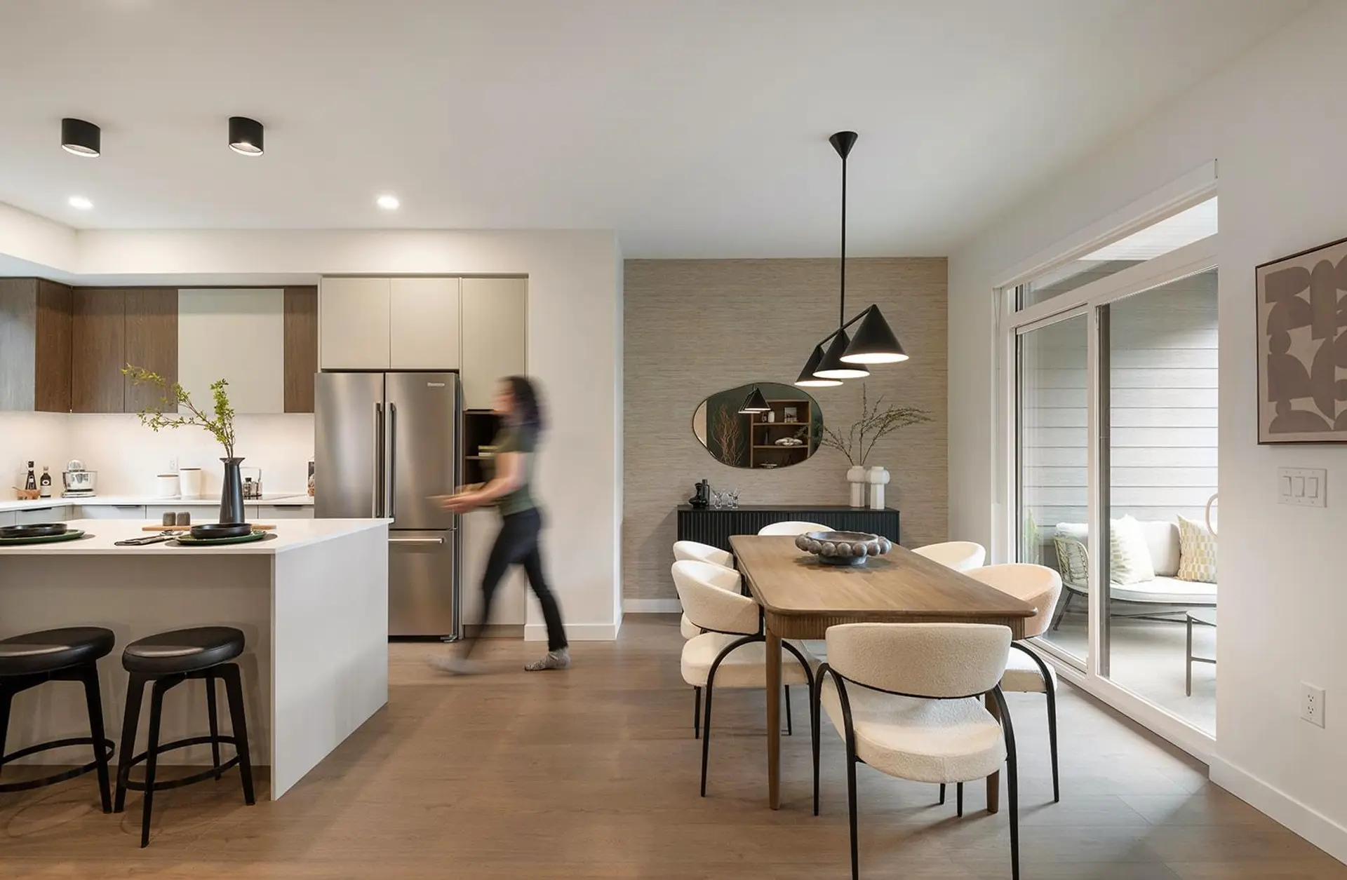 #152 3535 Highland Drive - Image 2